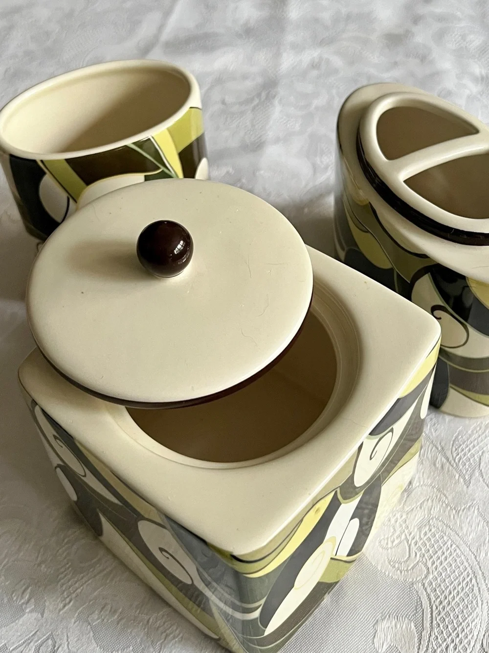 Ceramic Countertop Bathroom Set in Cream and Olive Green